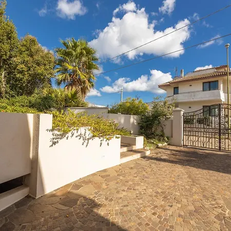 Estro Del Sud Гальяно-дель-Капо